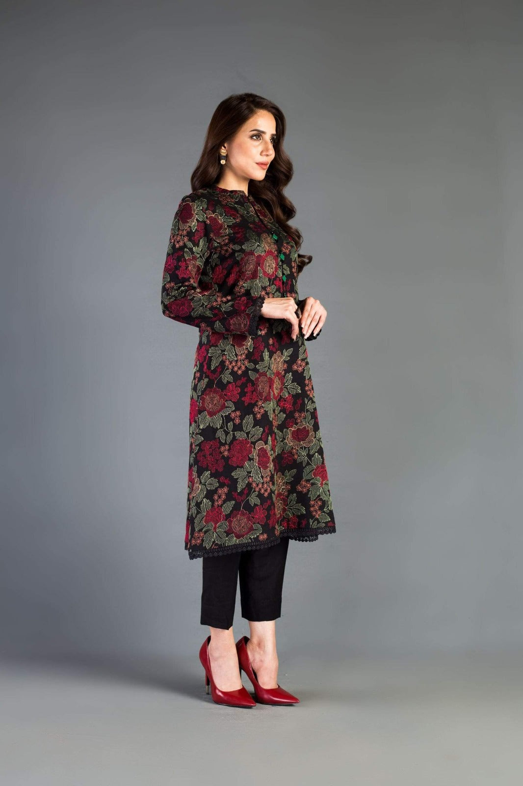 Bareeze Black Embroidered Three Piece Lawn Alif Collection